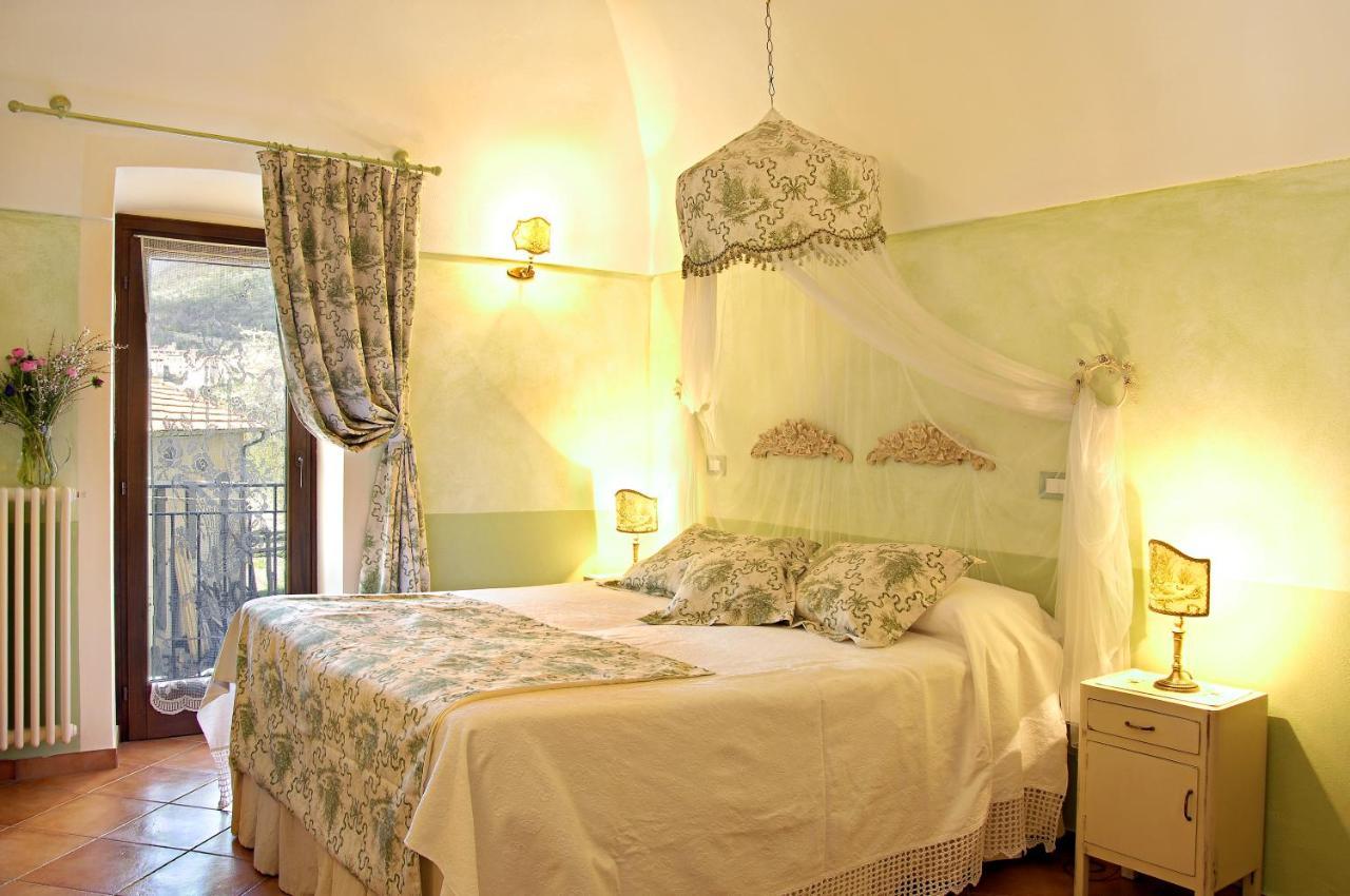 La Casa Dei Nonni Castelbianco Bed & Breakfast Colletta ภายนอก รูปภาพ